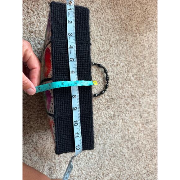 Vintage Needlepoint Tote bag, w/ wooden beaded handle; Patchwork produce - Picture 6 of 10